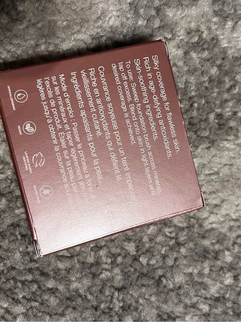MINERAL FUSION PRESSED POWDER FOUNDATION WARM 3  Golden New